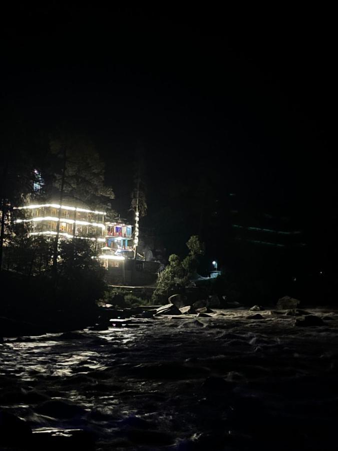 Wabi Sabi Riverside Hostel Kasol Esterno foto