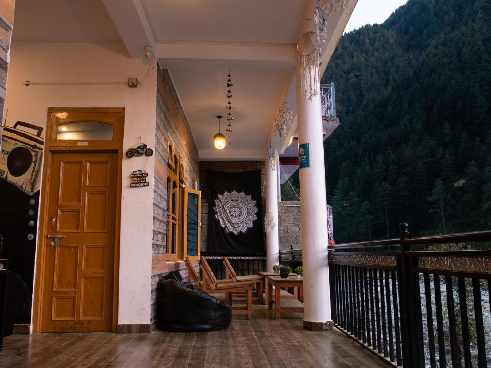 Wabi Sabi Riverside Hostel Kasol Esterno foto